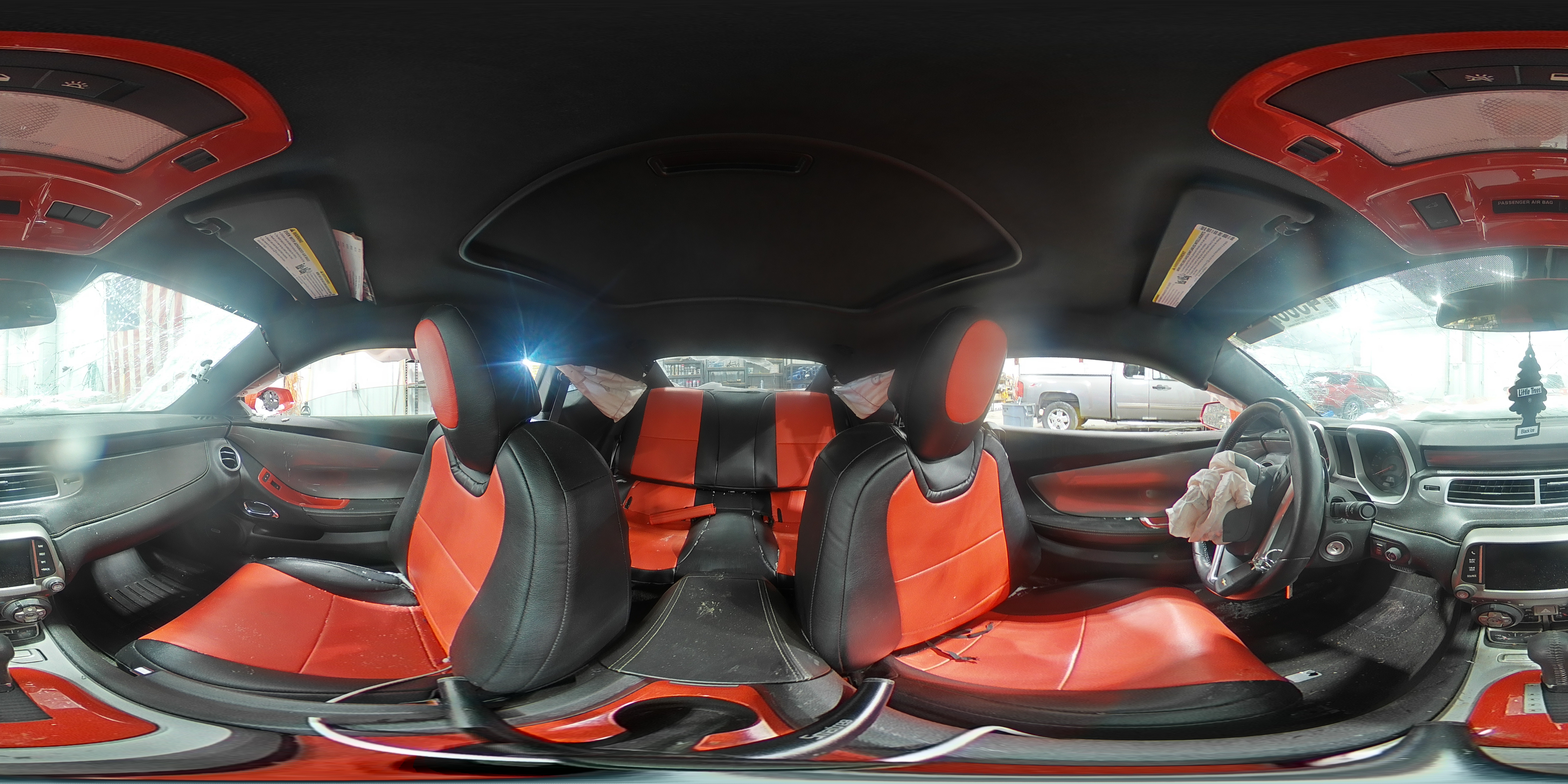 2014 Chevrolet Camaro - Image 13