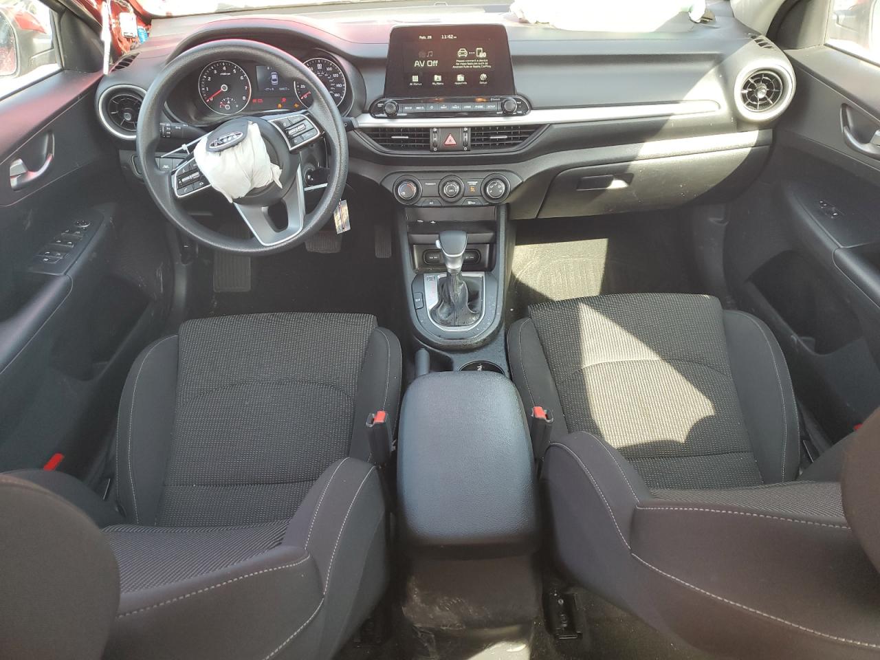 2020 Kia Forte - Image 8