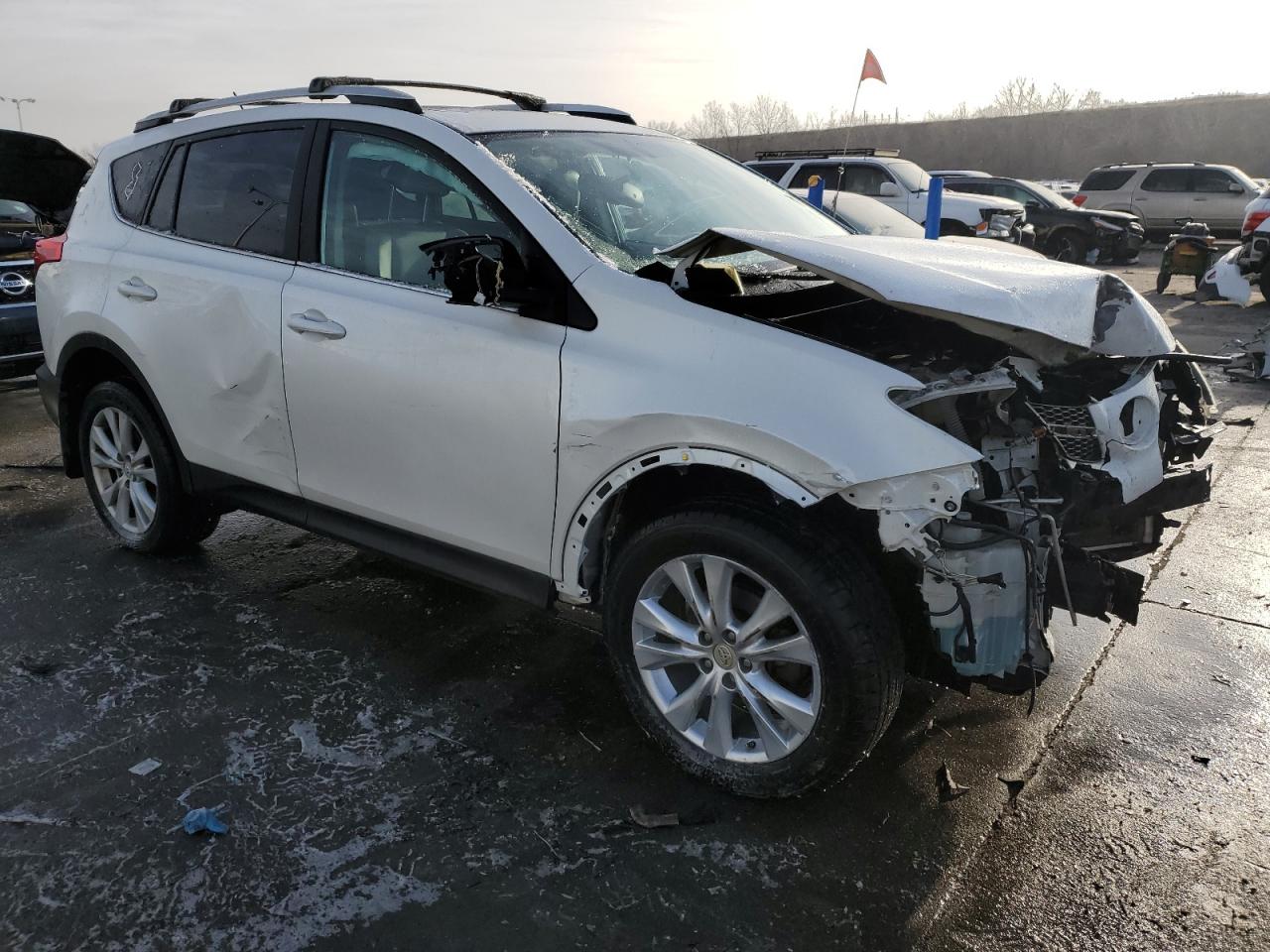 2013 Toyota RAV 4 - Image 4