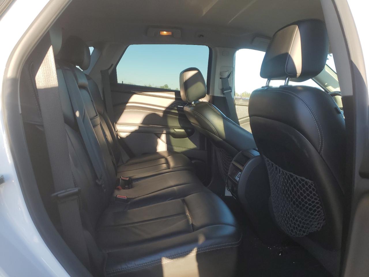 2012 Cadillac SRX - Image 11