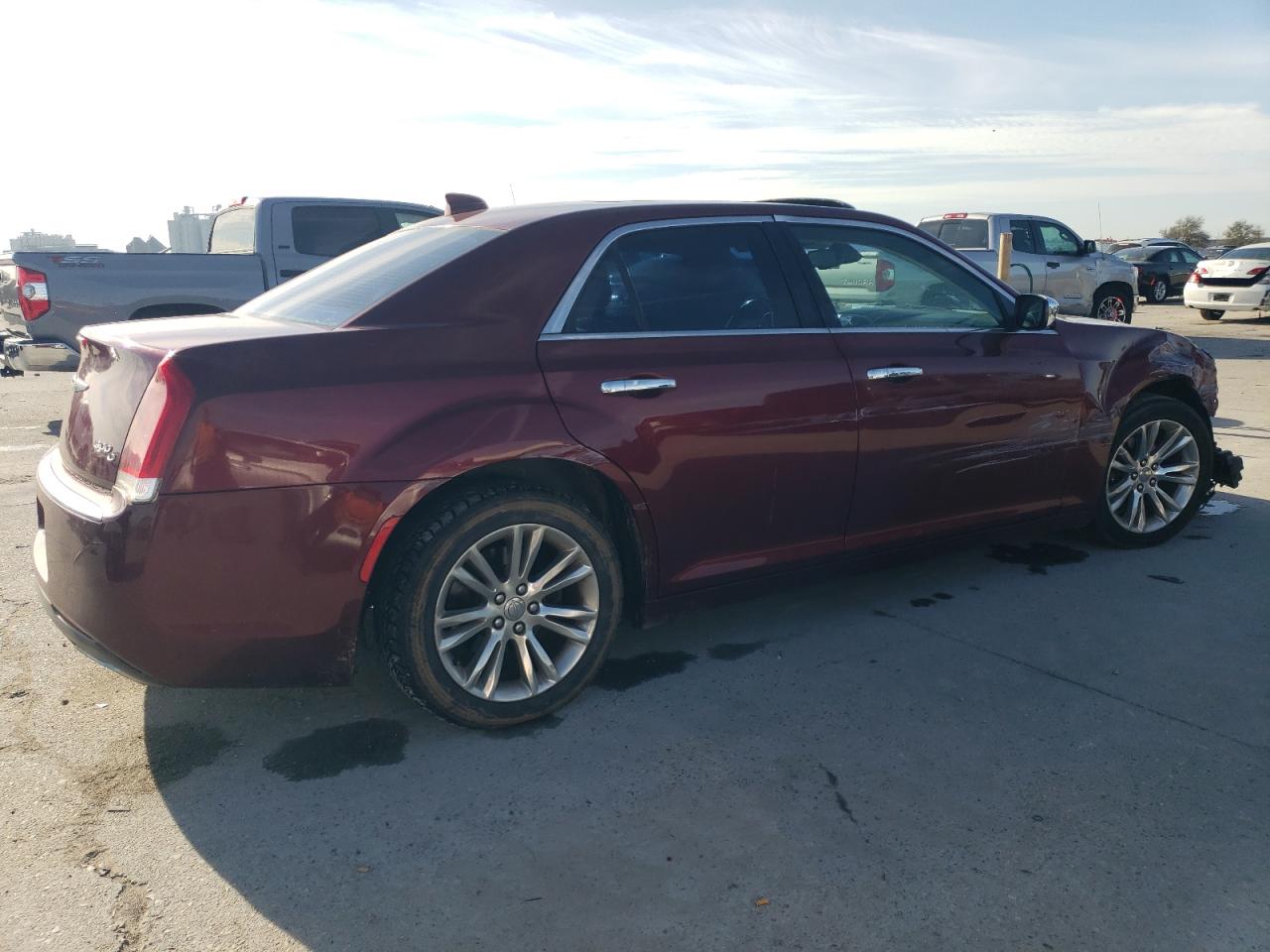 2016 Chrysler 300 - Image 3