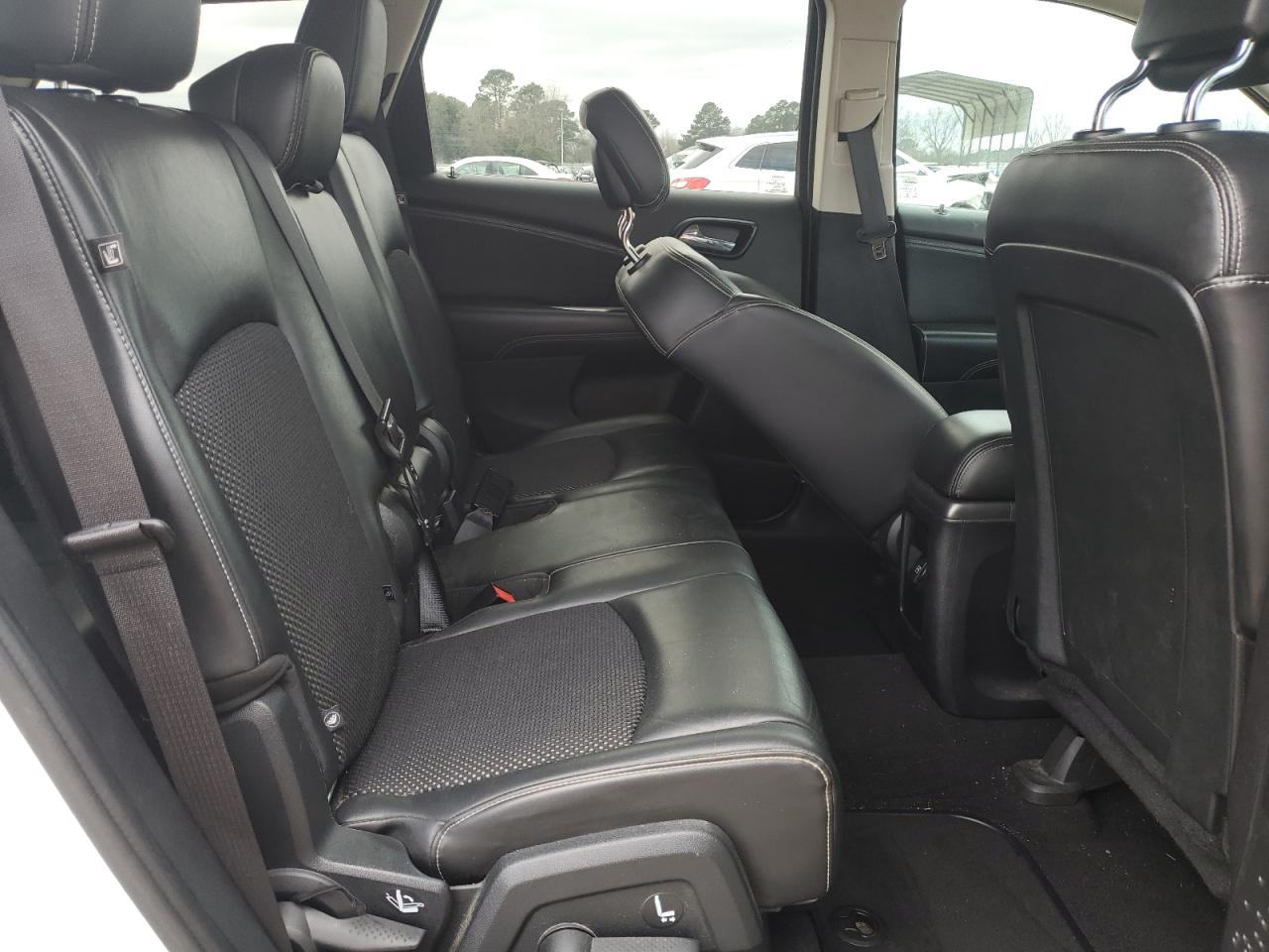 2016 Dodge Journey - Image 11