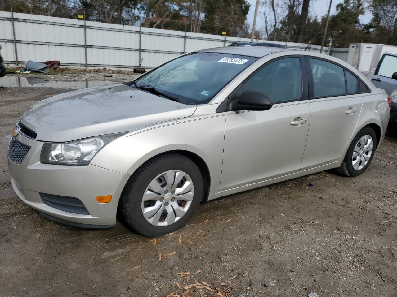 2013 Chevrolet Cruze - Image 1