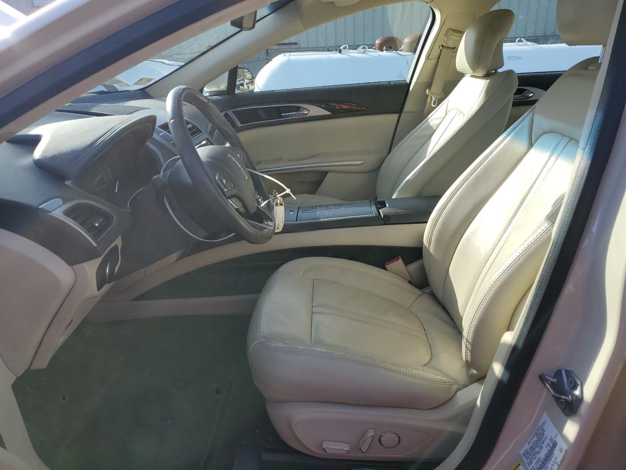 2014 Lincoln MKZ - Image 7