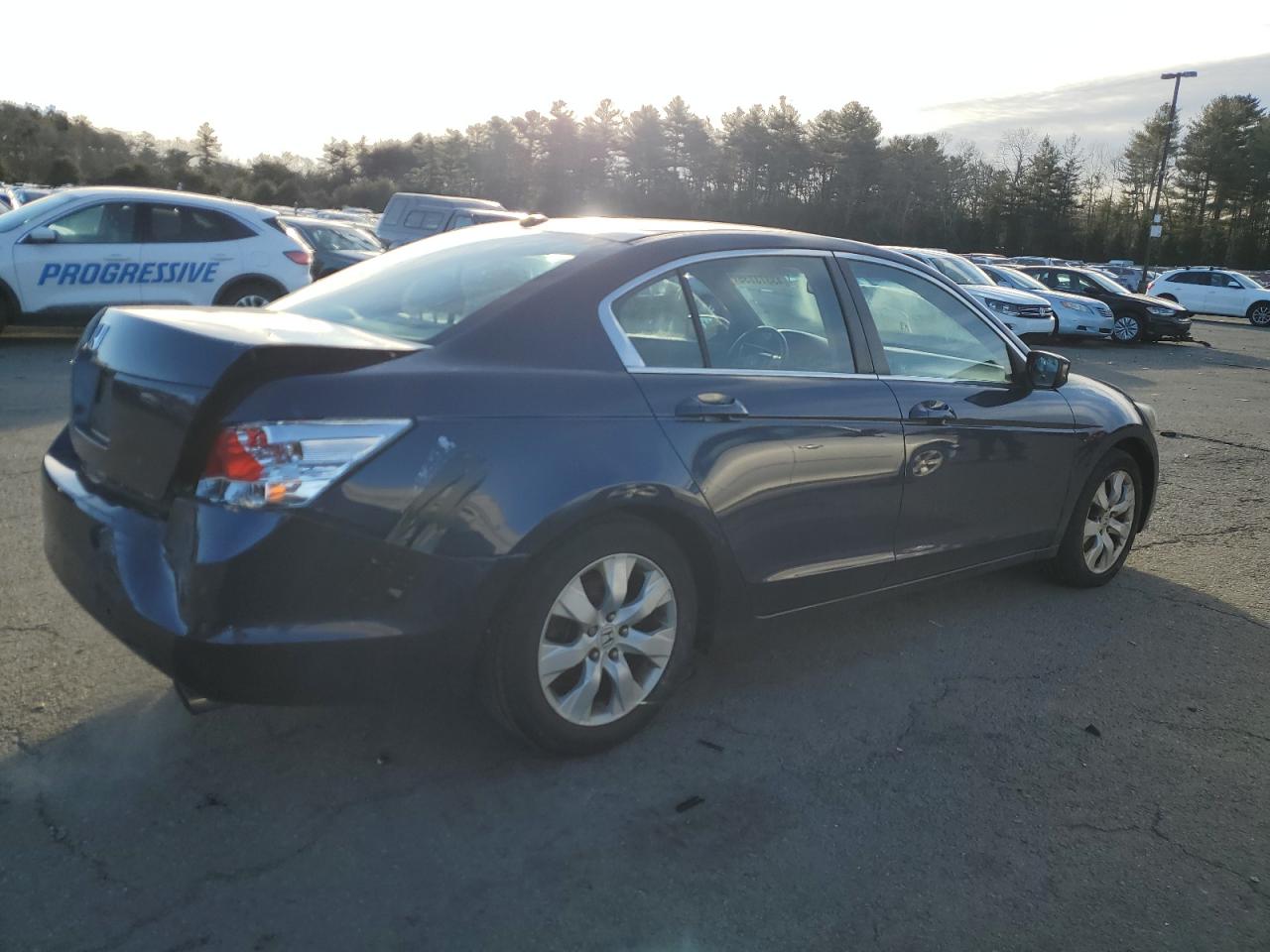 2010 Honda Accord - Image 3