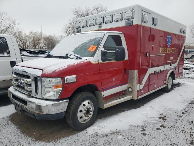 2014 Ford Econoline E450 Super Duty Cutaway Van