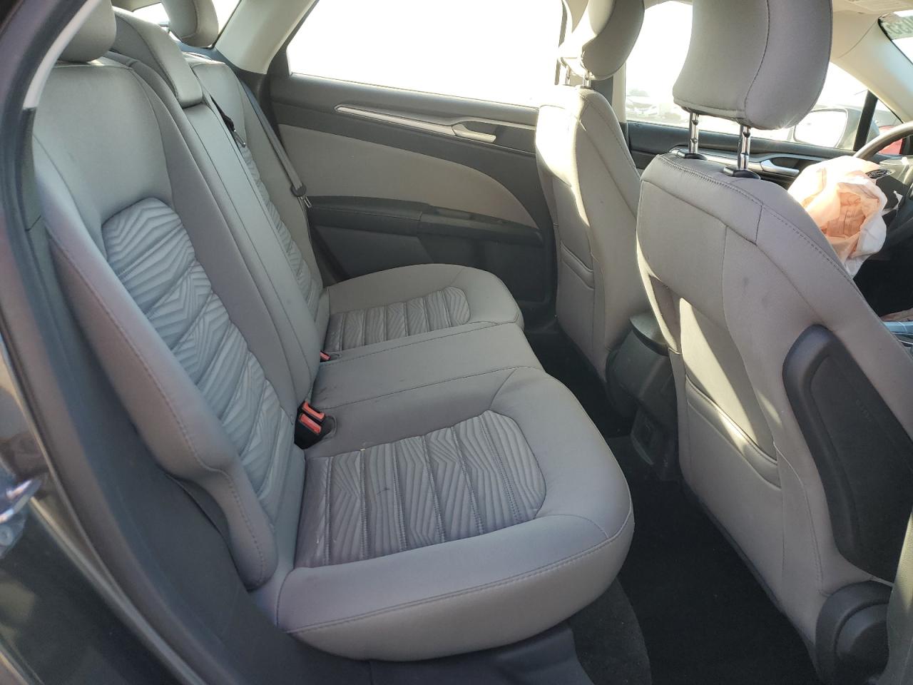 2016 Ford Fusion - Image 10