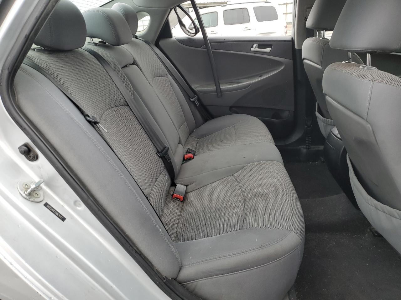 2014 Hyundai Sonata - Image 10