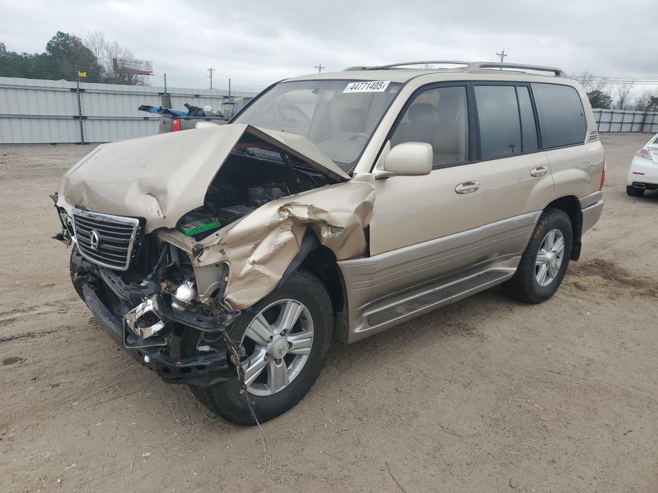 2000 Lexus LX - Image 1