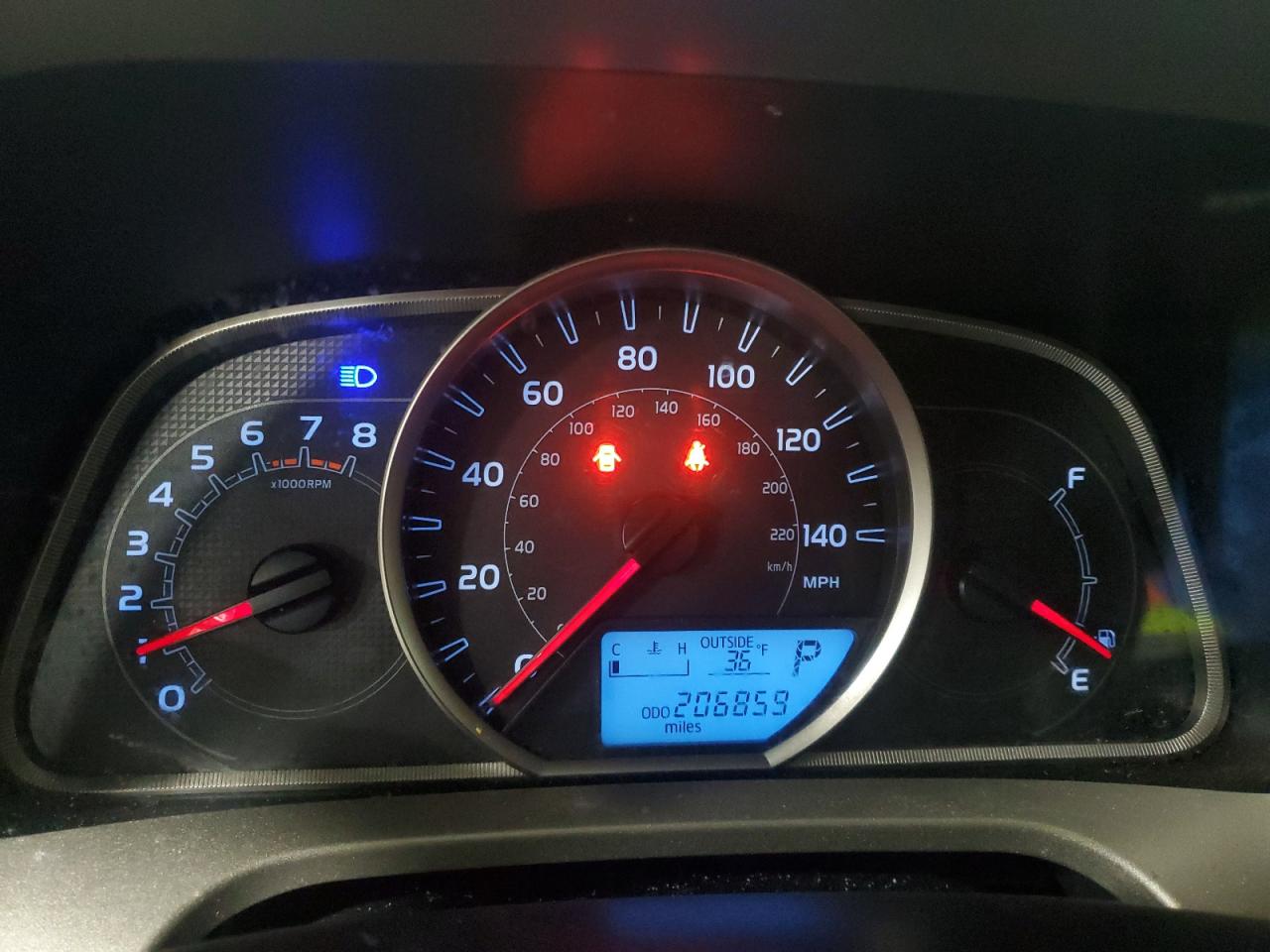 2014 Toyota RAV 4 - Image 9