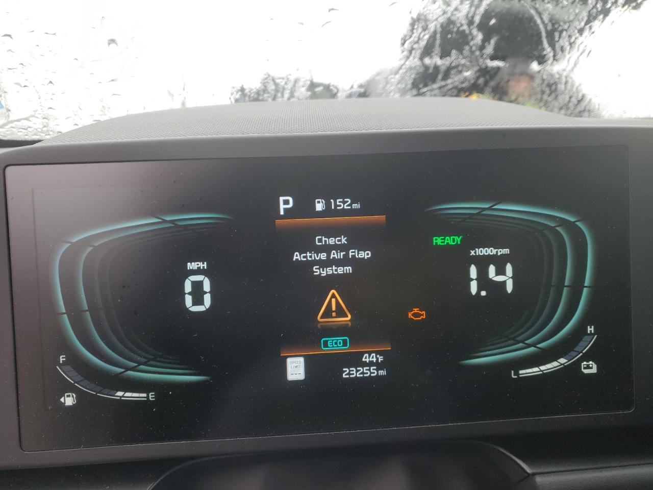 2023 Kia Niro - Image 9