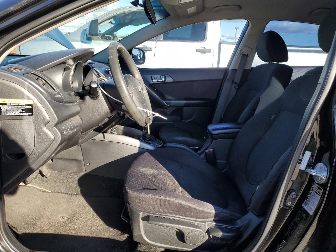 2013 Kia Forte - Image 7