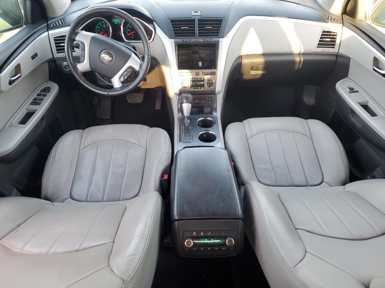 2012 Chevrolet Traverse - Image 8
