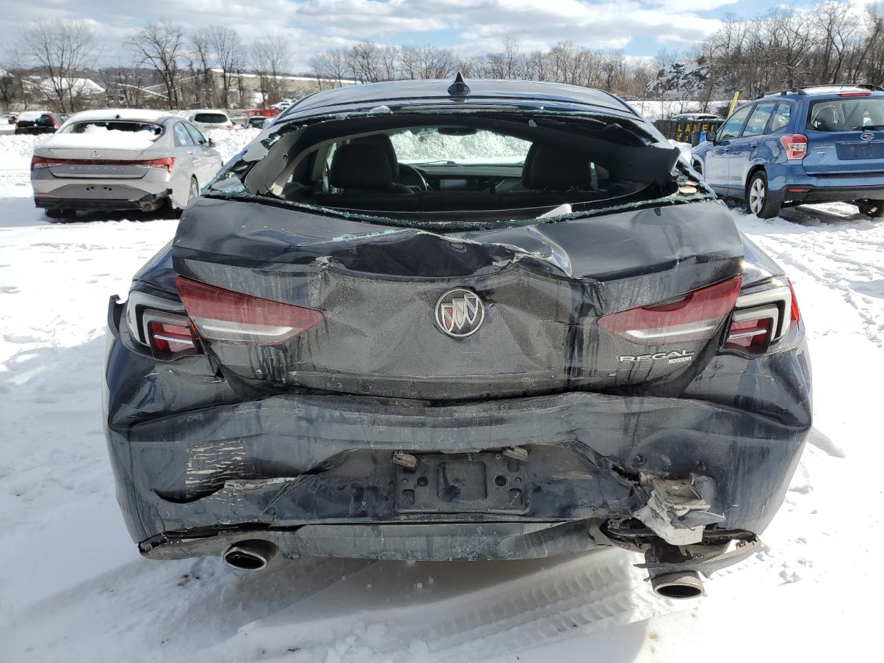 2019 Buick Regal - Image 6