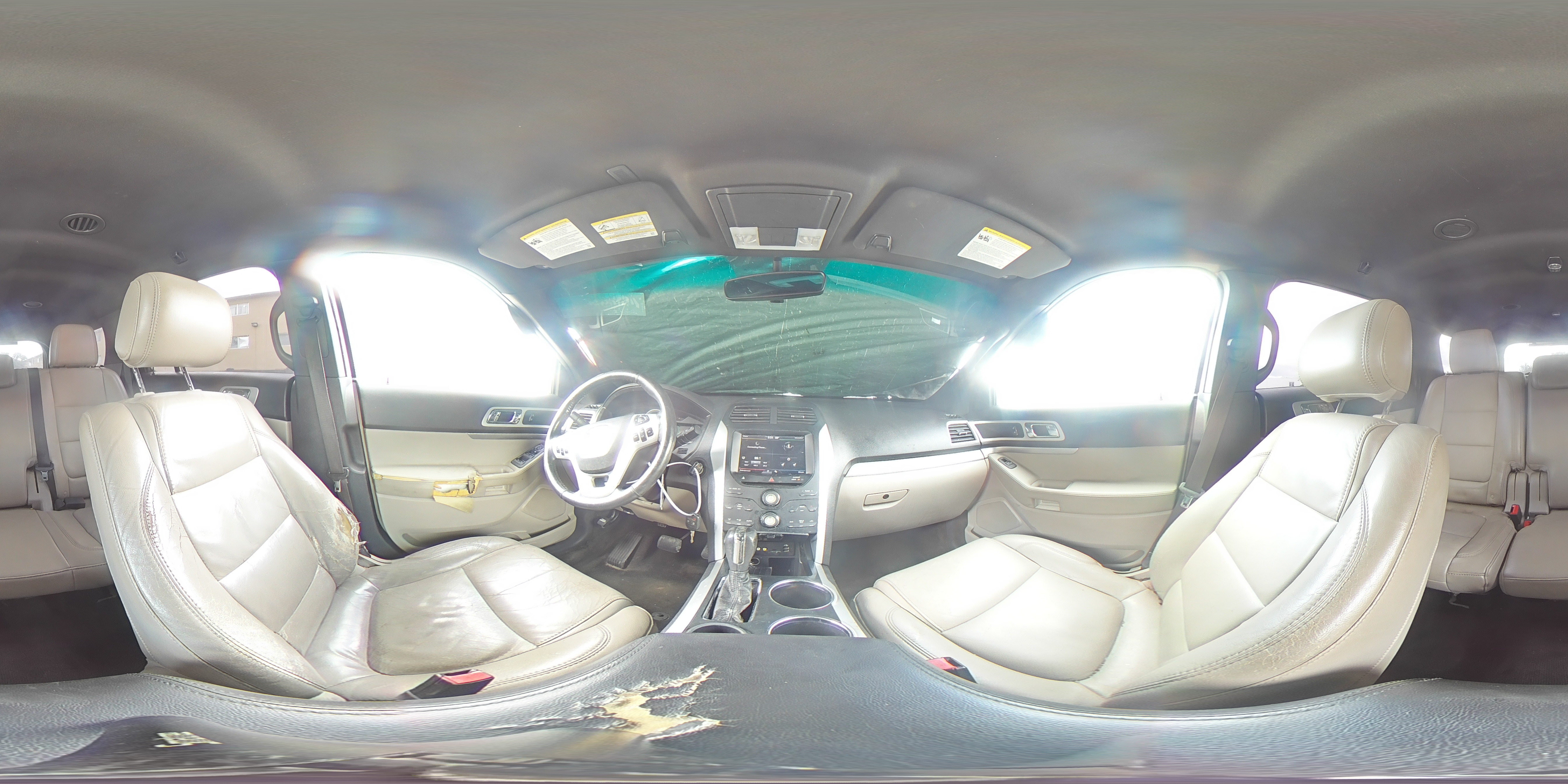 2011 Ford Explorer - Image 13