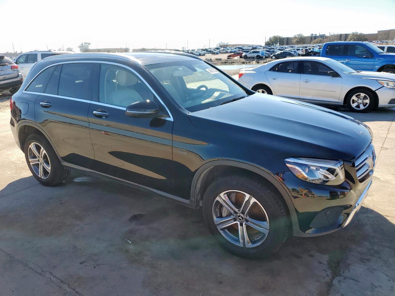 2019 Mercedes-Benz GLC - Image 4