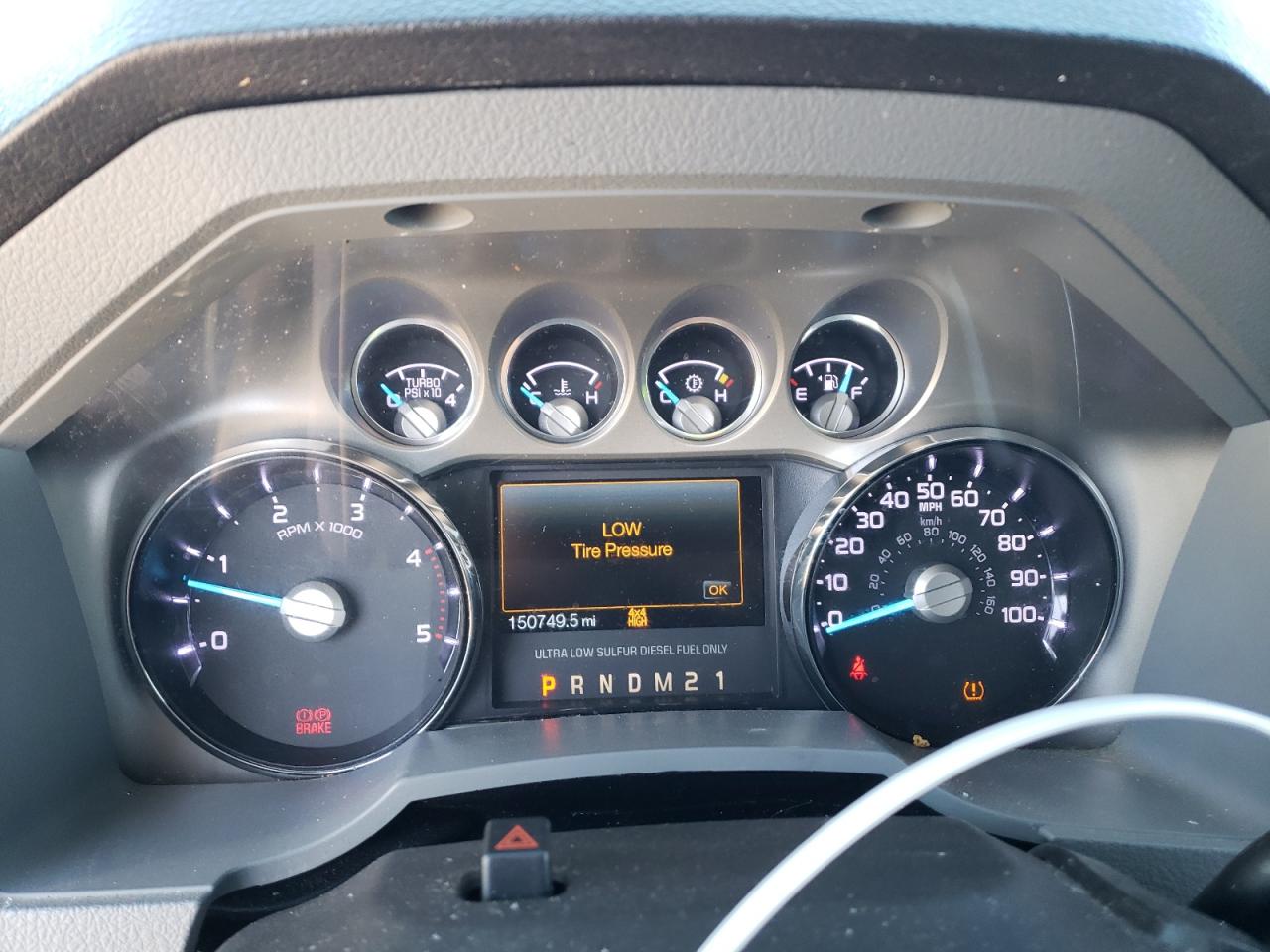 2015 Ford F250 - Image 9