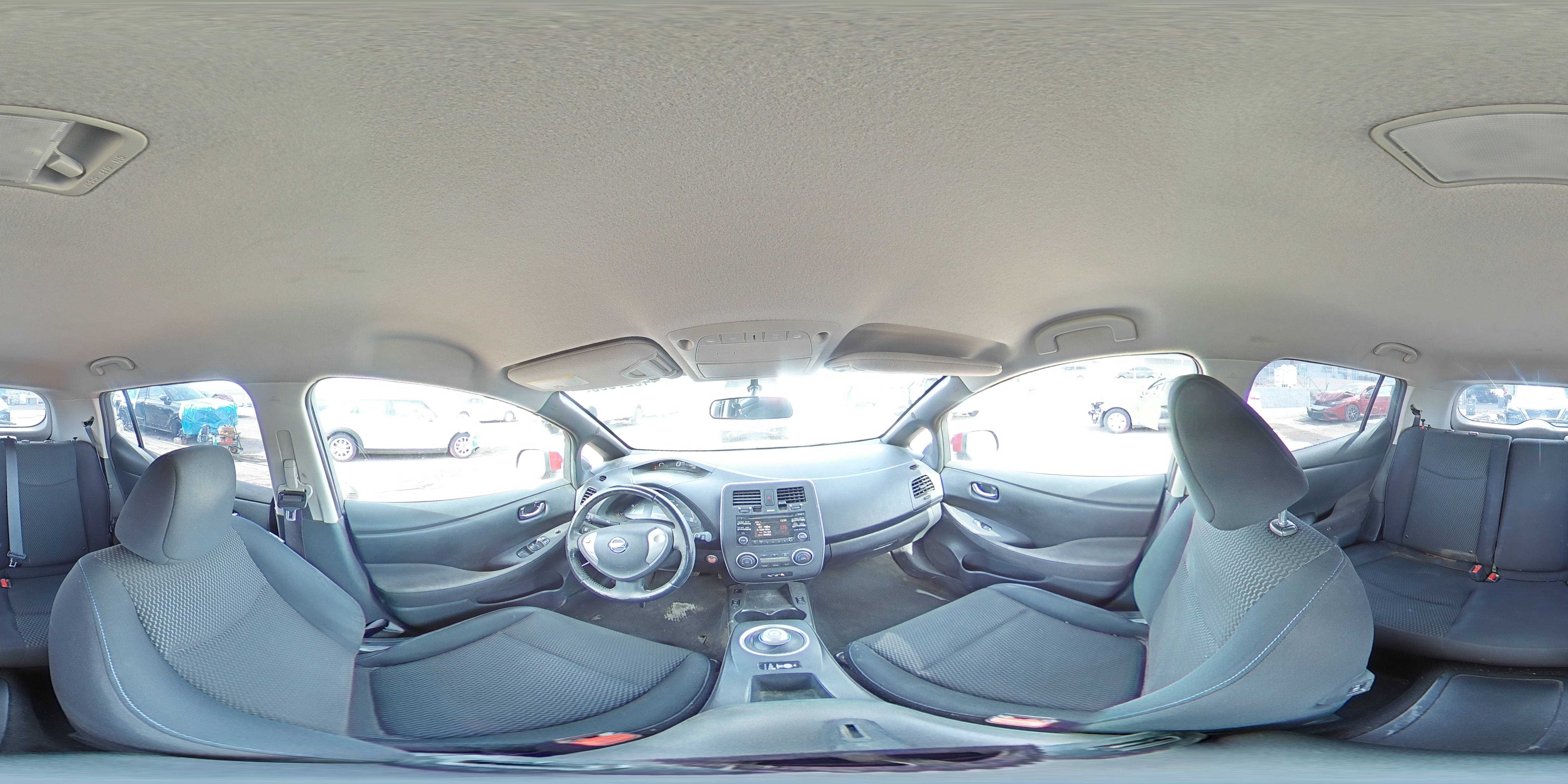 2013 Nissan Leaf - Image 15