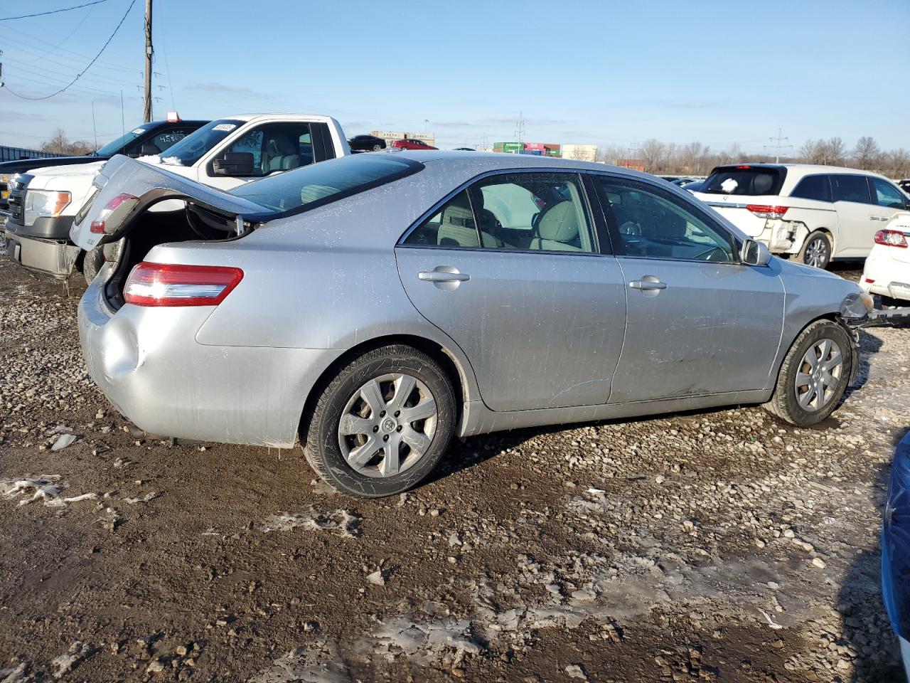 2011 Toyota Camry - Image 3