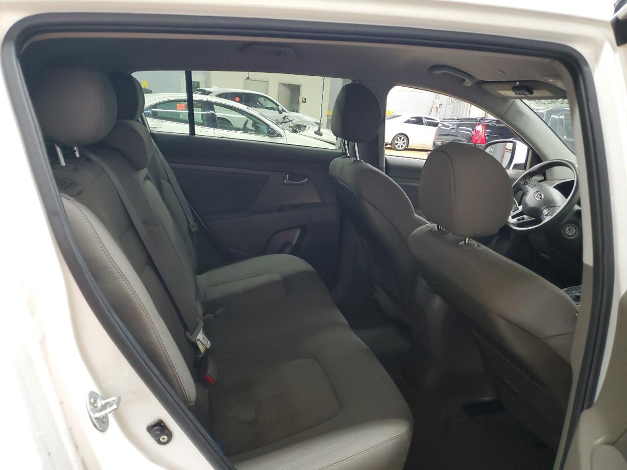 2011 Kia Sportage - Image 11