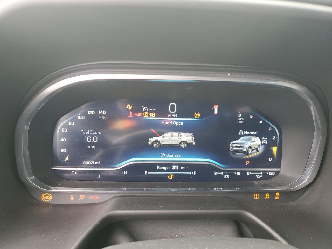 2022 Chevrolet Suburban - Image 9