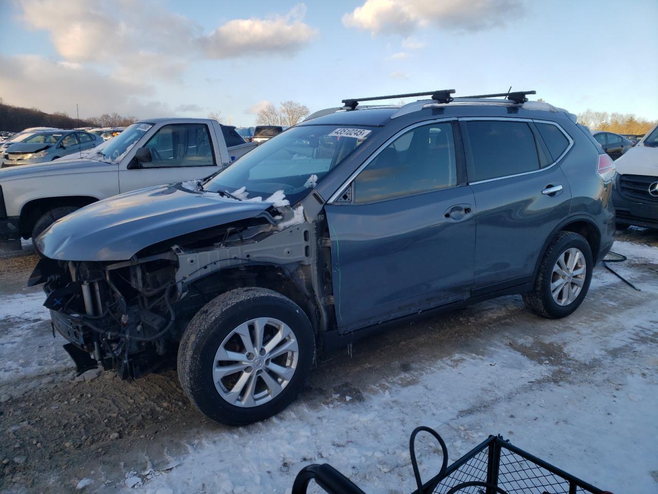 2015 Nissan Rogue - Image 1