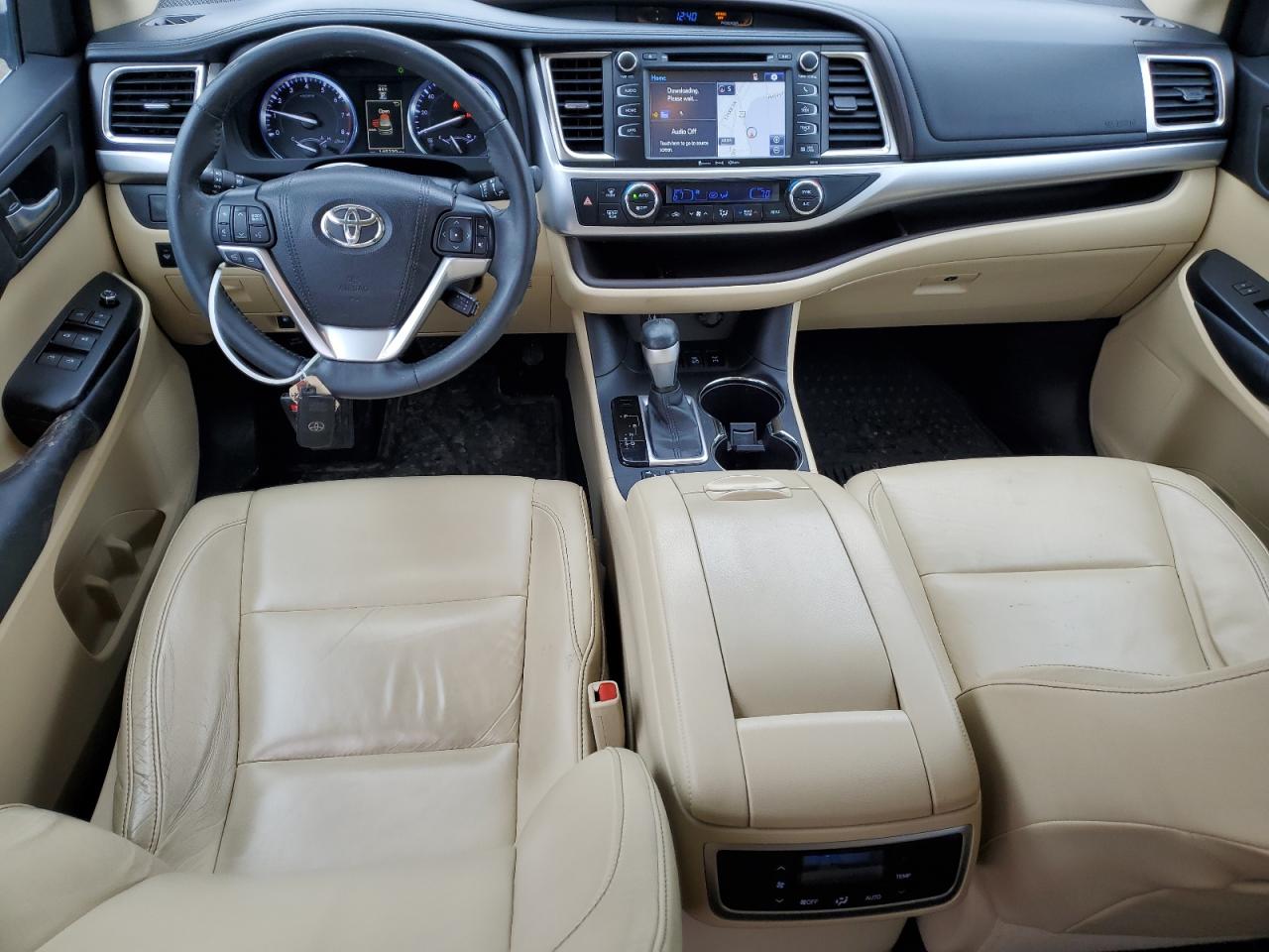 2016 Toyota Highlander - Image 8