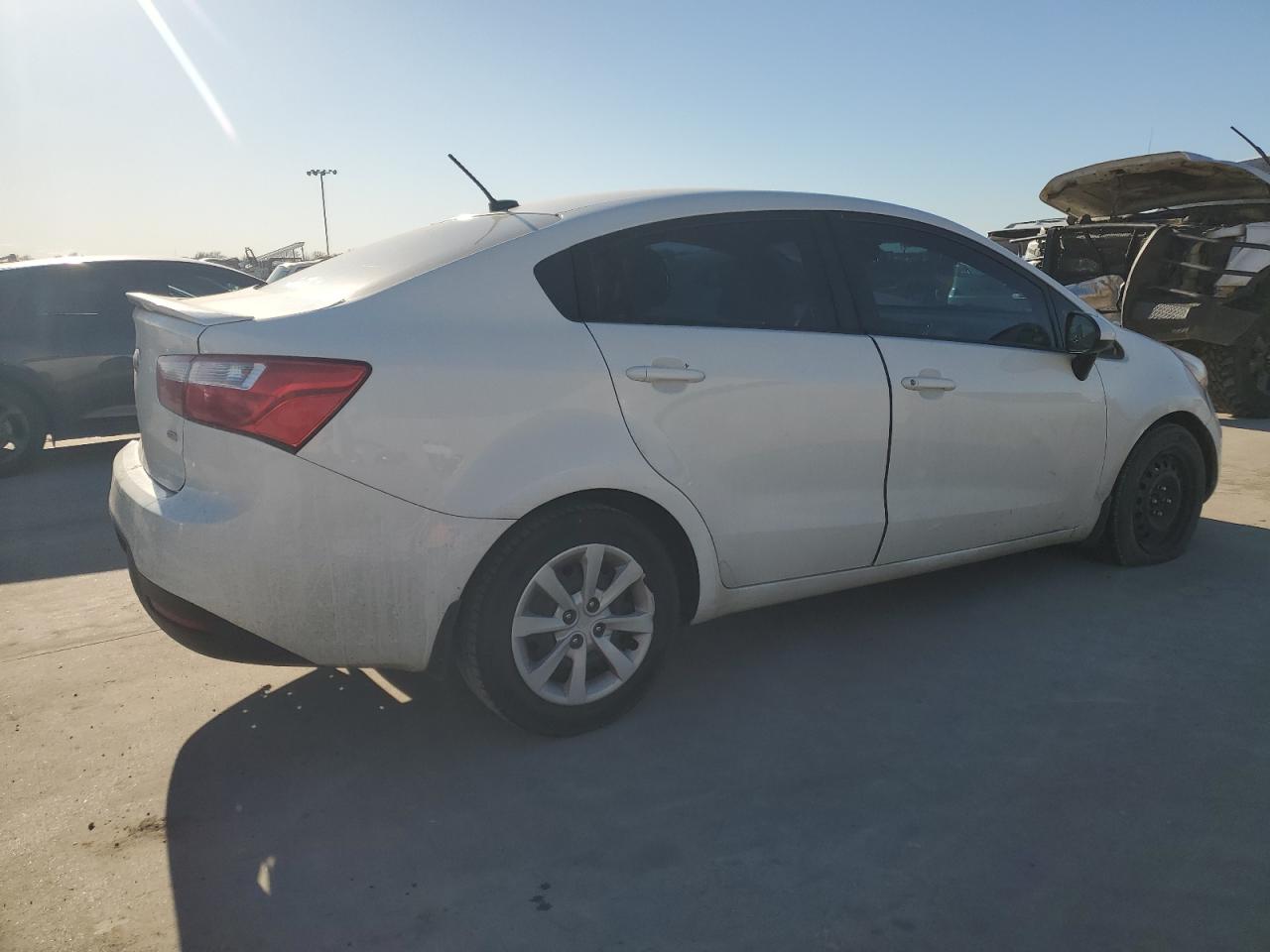 2014 Kia Rio - Image 3