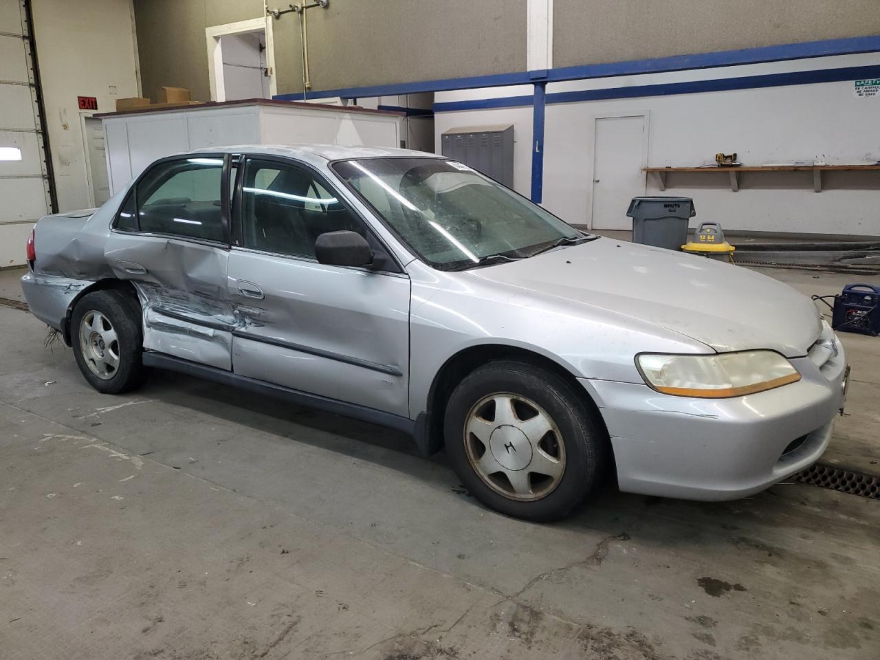 1999 Honda Accord - Image 4