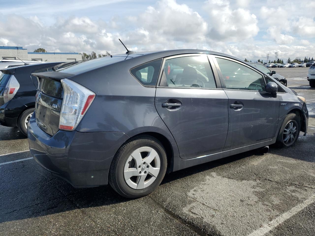 2011 Toyota Prius - Image 3
