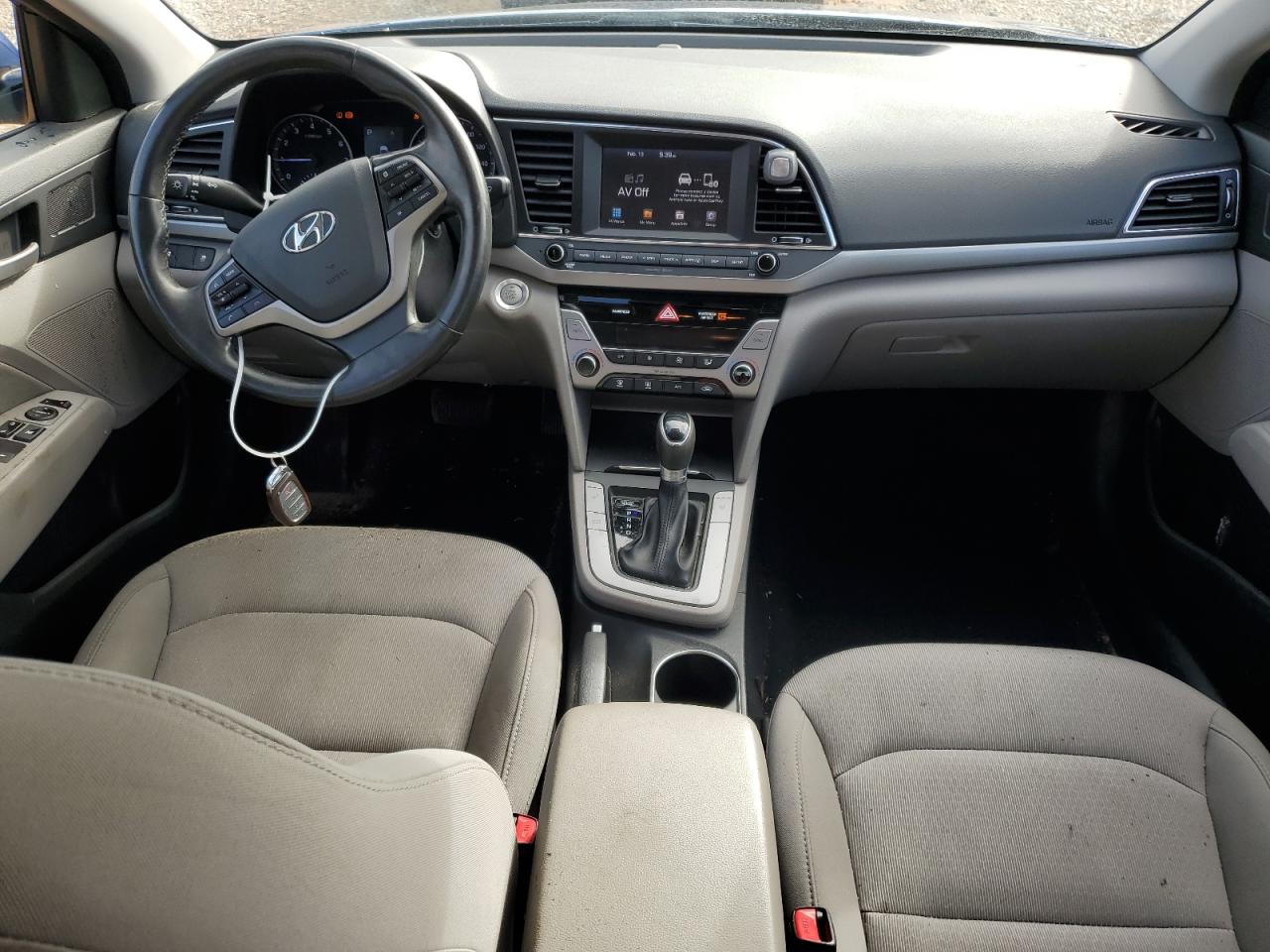 2018 Hyundai Elantra - Image 8
