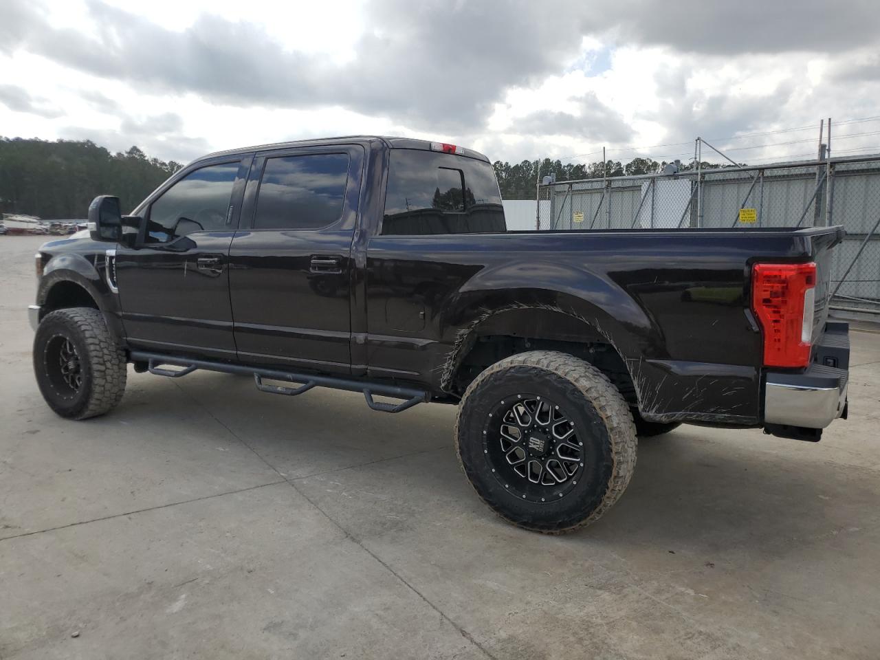 2018 Ford F250 - Image 2