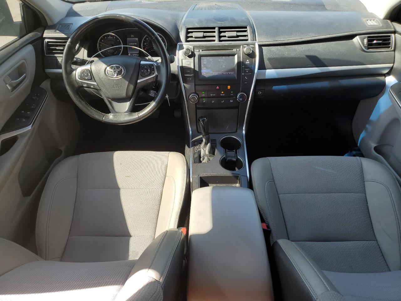 2016 Toyota Camry - Image 8