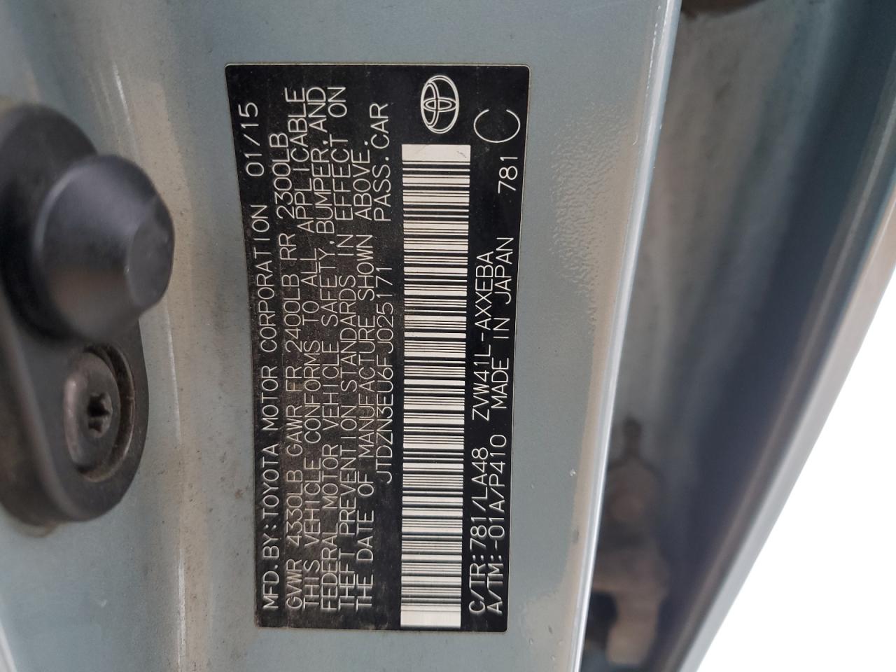 2015 Toyota Prius - Image 13