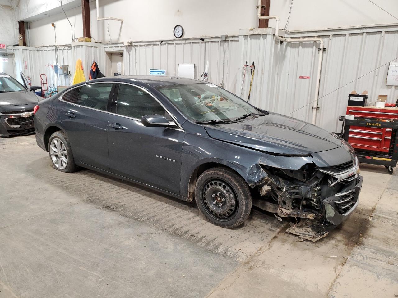 2019 Chevrolet Malibu - Image 4