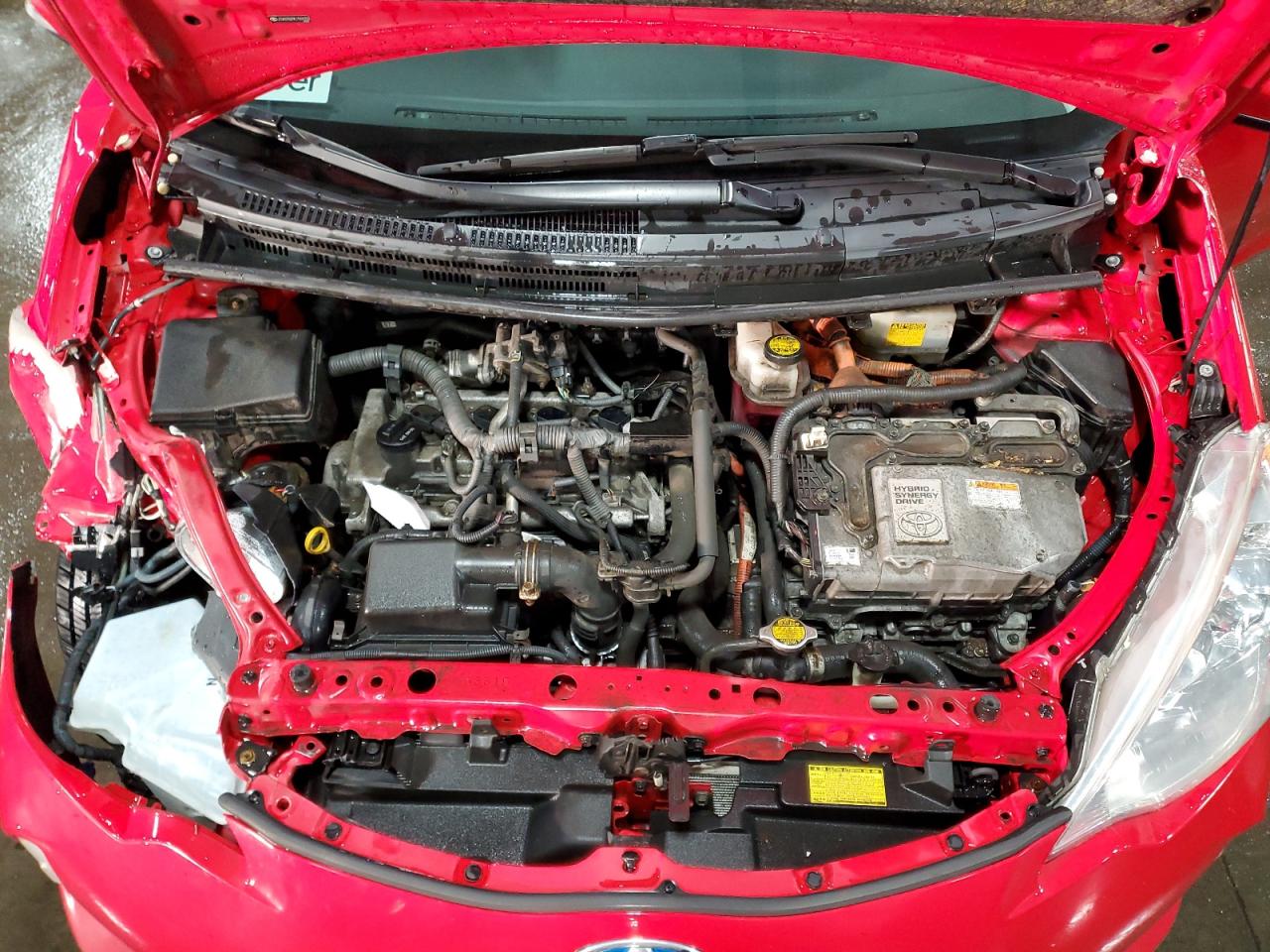2014 Toyota Prius - Image 12
