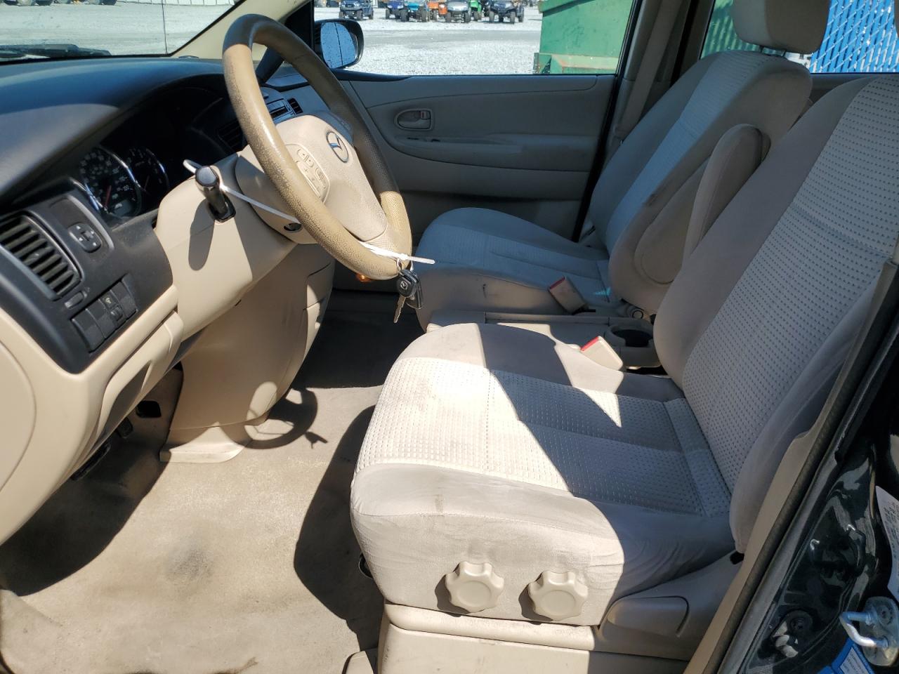 2004 Mazda MPV - Image 7