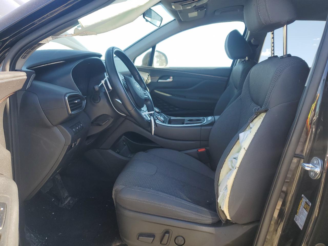 2023 Hyundai Santa Fe - Image 7