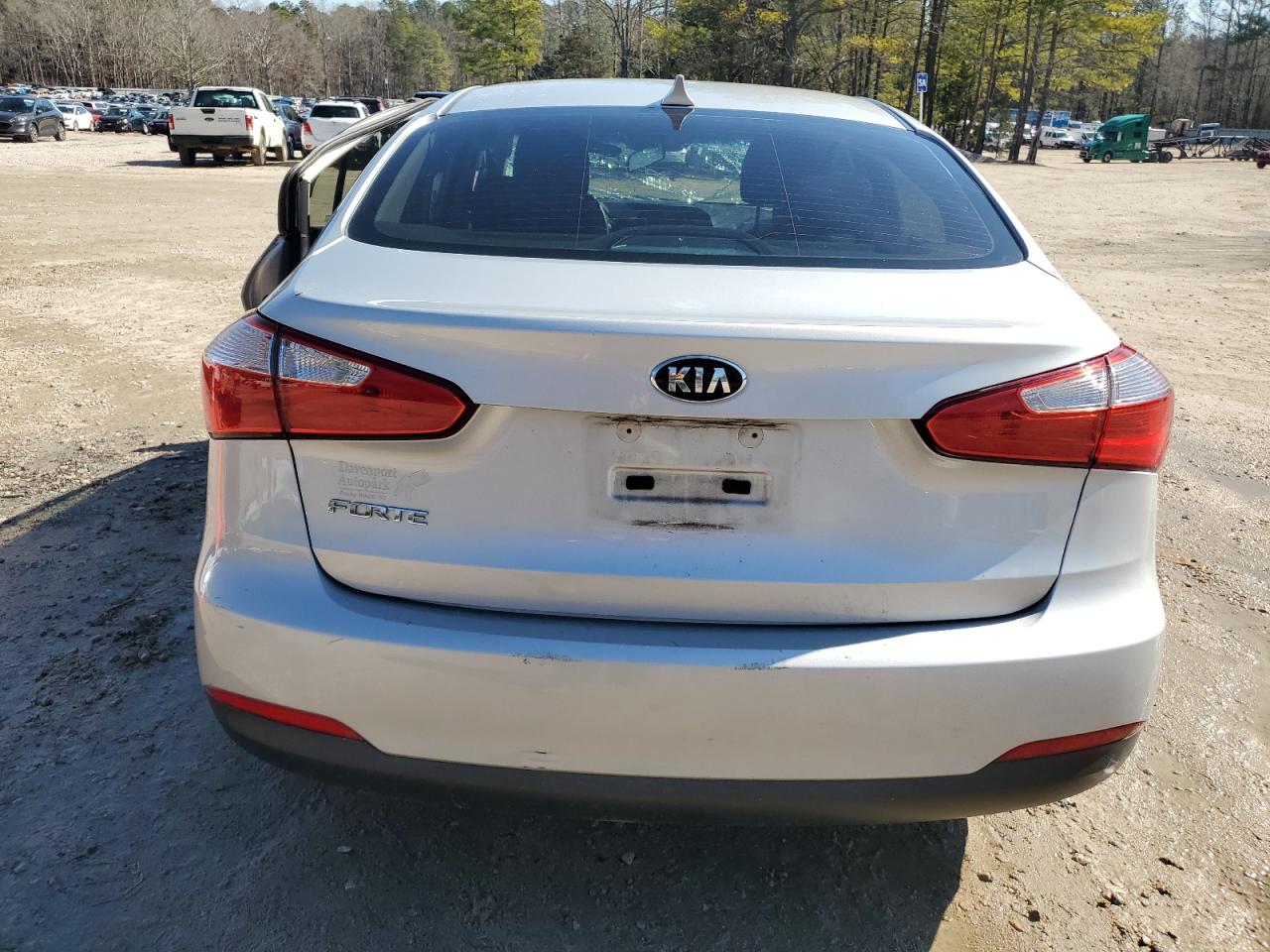 2015 Kia Forte - Image 6