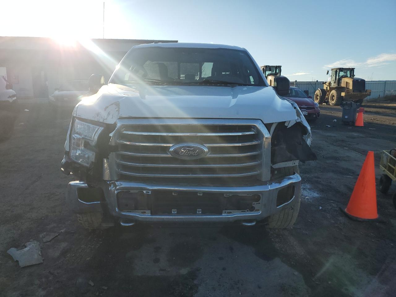 2015 Ford F-150 - Image 5
