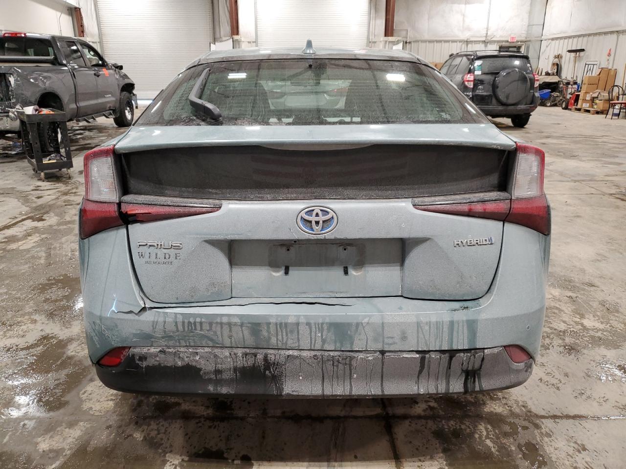 2020 Toyota Prius - Image 6