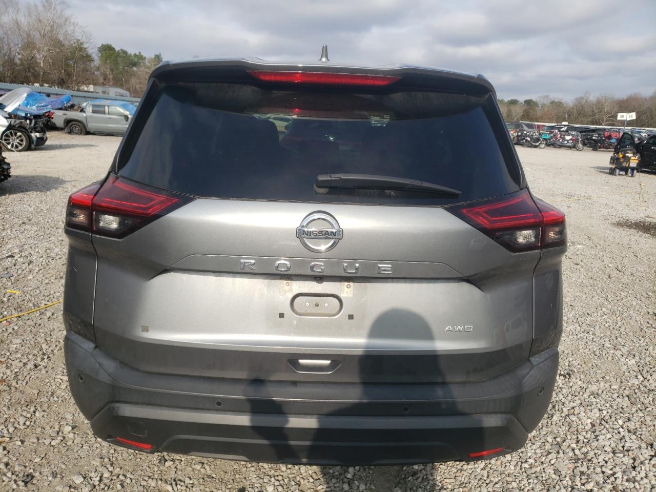 2021 Nissan Rogue - Image 6