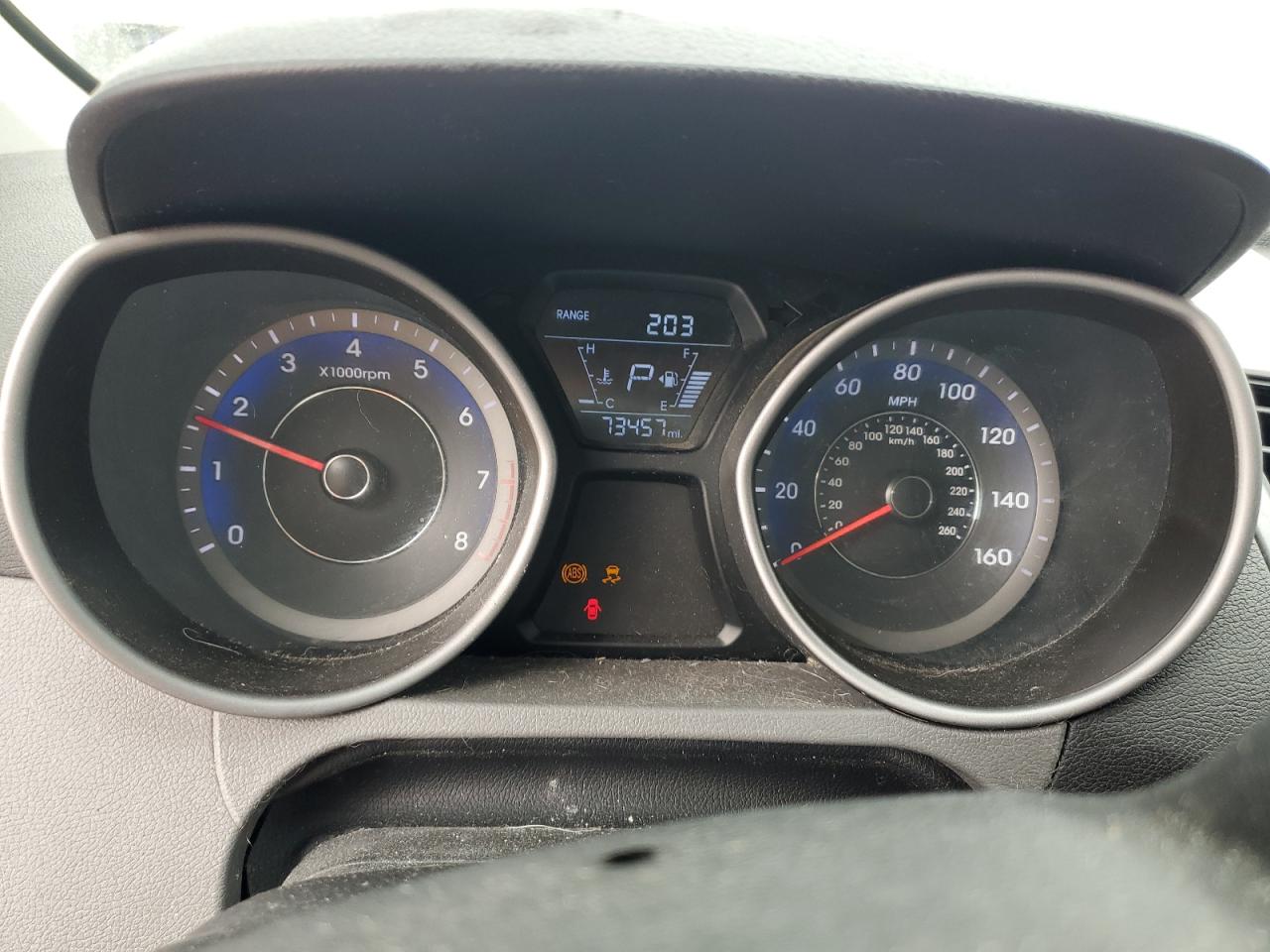 2015 Hyundai Elantra - Image 9