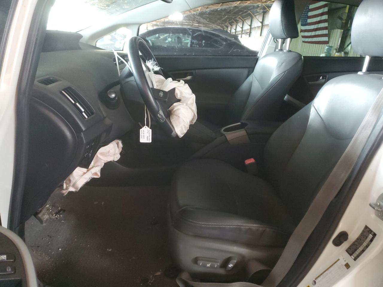 2012 Toyota Prius - Image 7