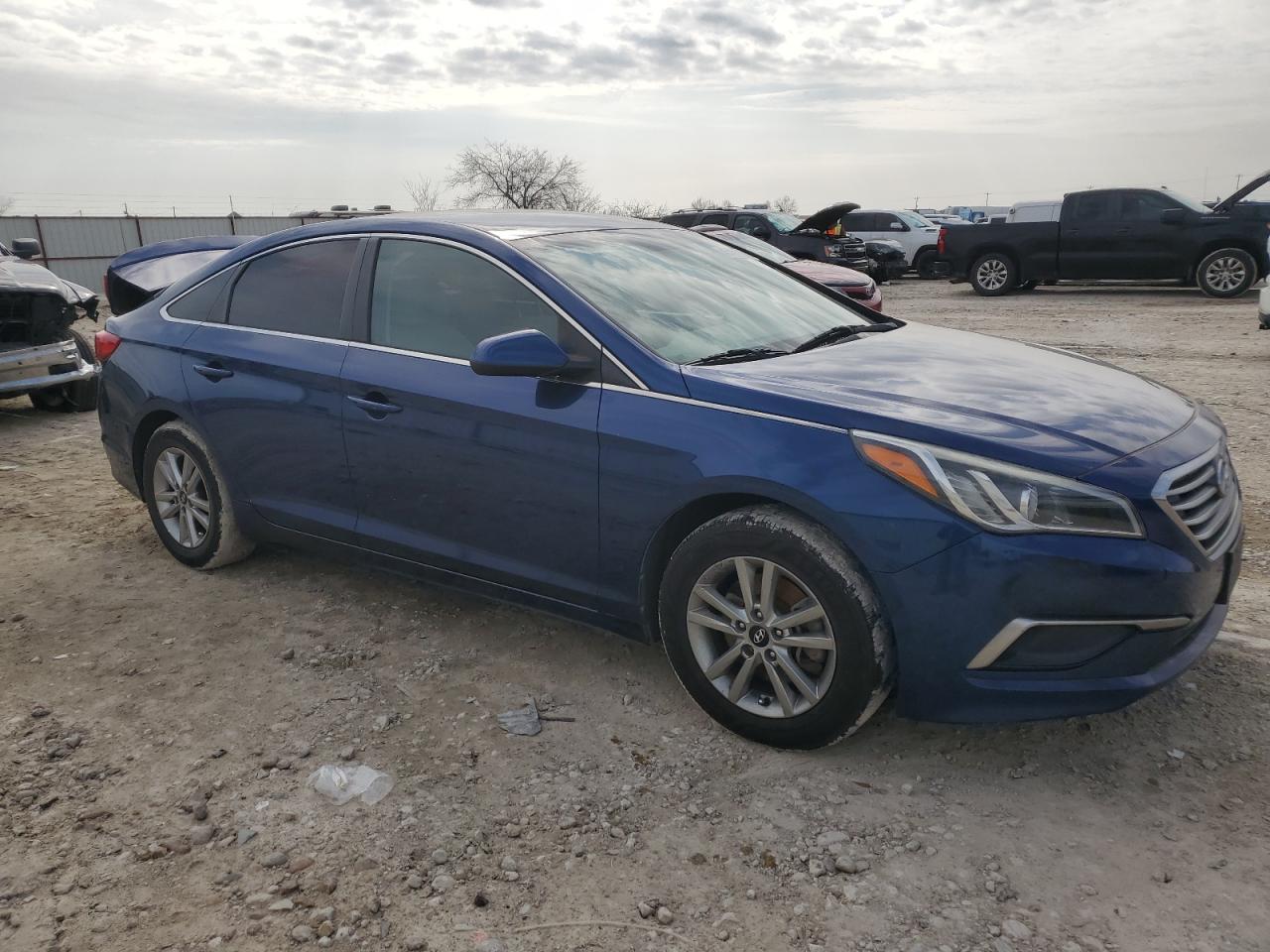 2016 Hyundai Sonata - Image 4