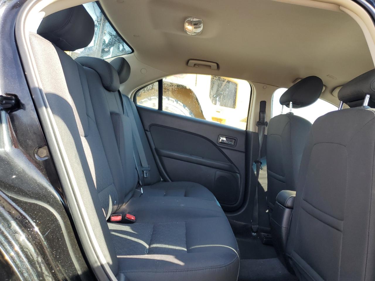2011 Ford Fusion - Image 10