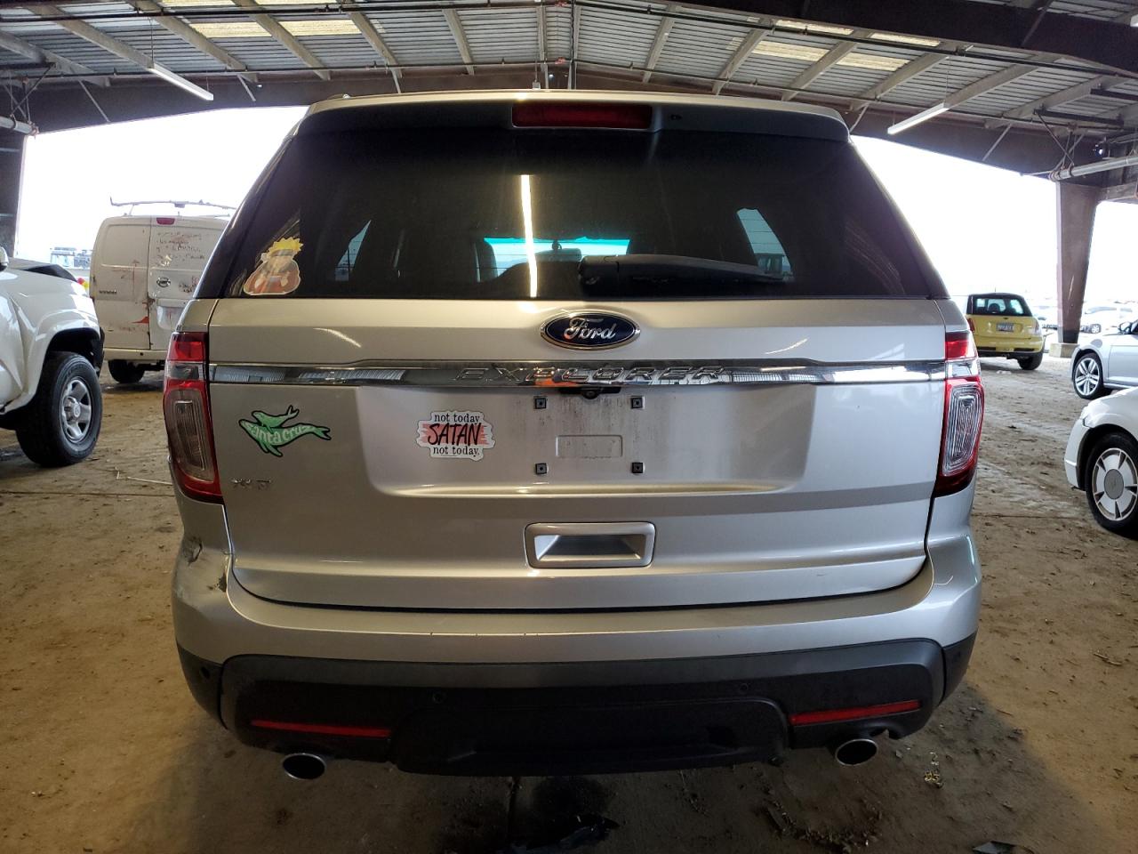2014 Ford Explorer - Image 6