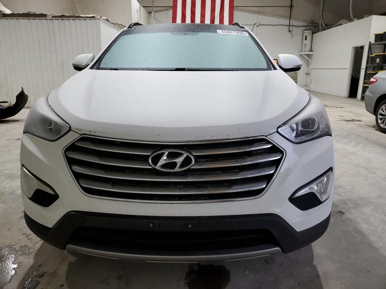 2015 Hyundai Santa Fe - Image 5