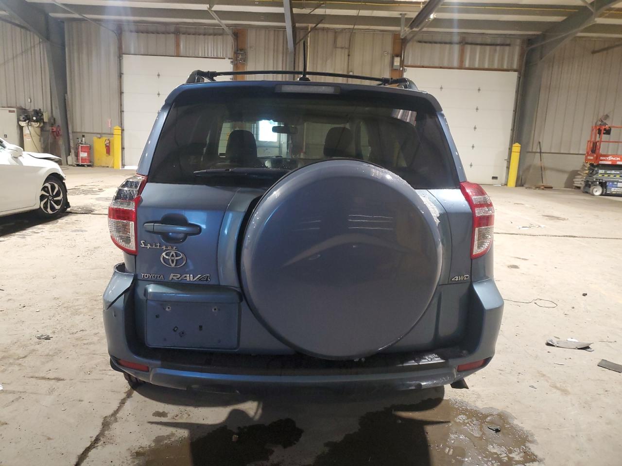 2010 Toyota RAV 4 - Image 6
