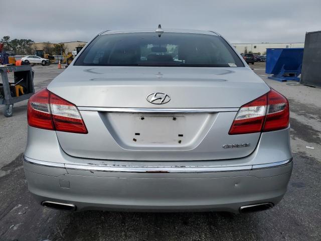  HYUNDAI GENESIS 2013 Srebrny
